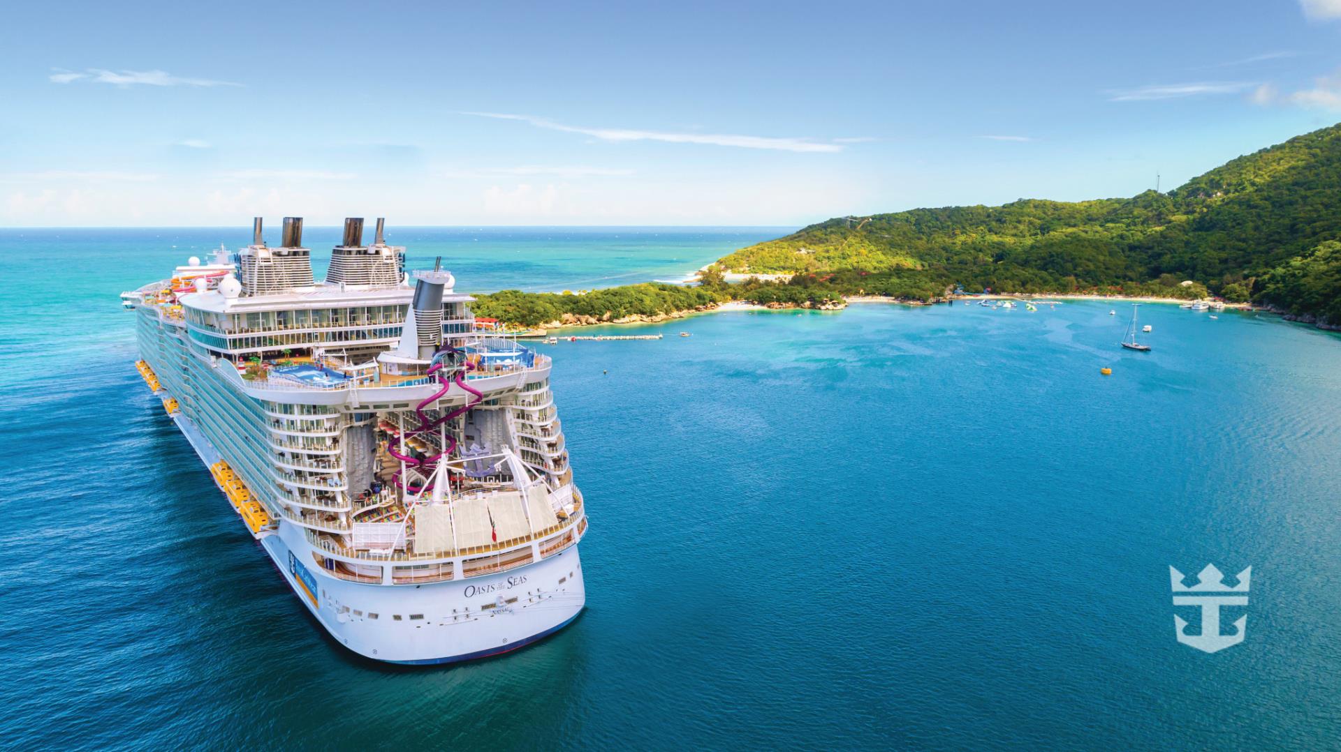 Oasis of the Seas Aerial